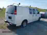 2003 Chevrolet Express Cargo z VIN 1GCFG15T631105901, wystawiony jako IAAI lot #41685138 z przebiegiem 197 571 mil mil oraz . Historia ofert i sprzedaży dostępna na DreamBid. Obrazek 4.