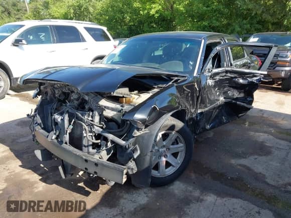 2006 Chrysler 300 with VIN 2C3KA43R96H274524, listed as a IAAI auction lot 42592121 with 172,717 mi miles and . Bid and sale history available at DreamBid. Image 2.