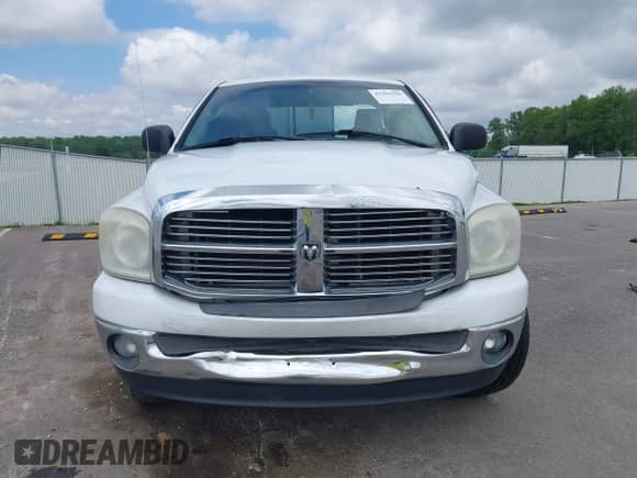 2008 Dodge 1500 SLT with VIN 1D7HA18N68S586070, listed as a IAAI auction lot 42201950 with 252,192 mi miles and . Bid and sale history available at DreamBid. Image 13.