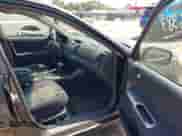 2002 Toyota Camry LE z VIN 4T1BE32K72U004323, wystawiony jako IAAI lot #42586383 z przebiegiem 223 612 mil mil oraz . Historia ofert i sprzedaży dostępna na DreamBid. Obrazek 5.