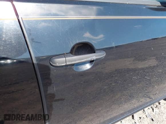 2010 Hyundai Elantra GLS z VIN KMHDU4AD6AU868363, wystawiony jako IAAI lot #42239139 z przebiegiem 197 503 mil mil oraz . Historia ofert i sprzedaży dostępna na DreamBid. Obrazek 16.