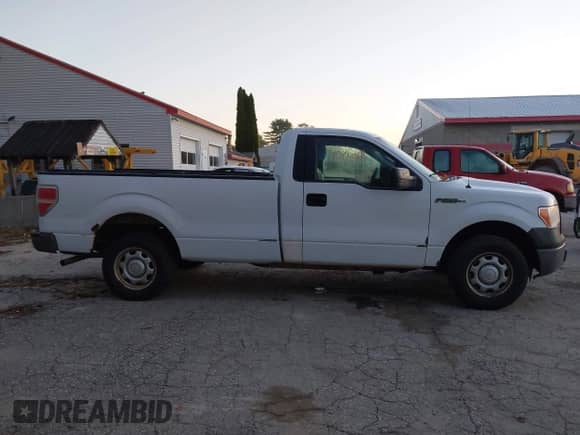 2011 Ford F-150 XL with VIN 1FTMF1CM4BKE03409, listed as a IAAI auction lot 43380101 with 103,668 mi miles and . Bid and sale history available at DreamBid. Image 14.