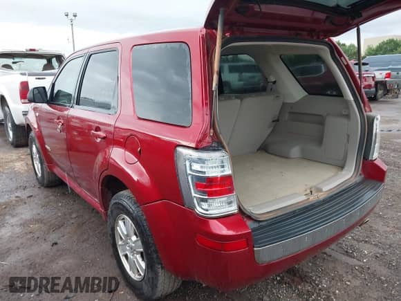 2008 Mercury Mariner with VIN 4M2CU91168KJ50296, listed as a IAAI auction lot 42385367 with 108,406 mi miles and . Bid and sale history available at DreamBid. Image 3.