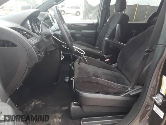 2014 Dodge Grand Caravan SE 30th Anniversary with VIN 2C4RDGBG9ER342106, listed as a Copart auction lot 69221365 with 96,163 mi miles and Salvage title. Bid and sale history available at DreamBid. Image 7.