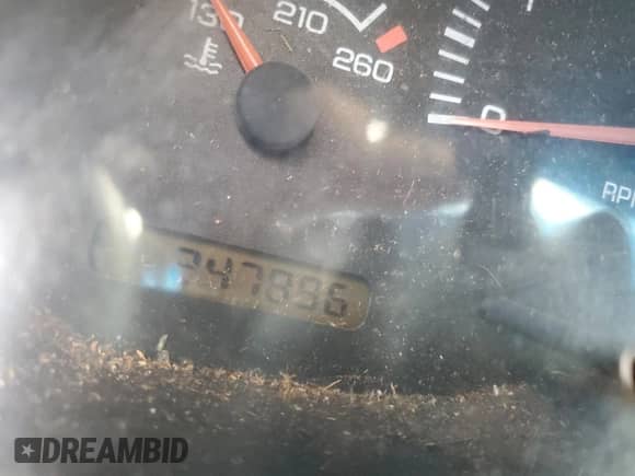 1998 Dodge 1500 with VIN 3B7HC12Y8WG217402, listed as a Copart auction lot 85560594 with 247,896 mi miles and Salvage title. Bid and sale history available at DreamBid. Image 9.