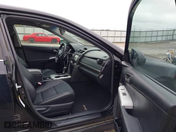 2012 Toyota Camry SE с VIN 4T1BF1FKXCU591291, выставлен на аукционе IAAI как лот 43532268 с пробегом 281 975 миль миль и . История ставок и продаж доступна на DreamBid. Изображение 5.