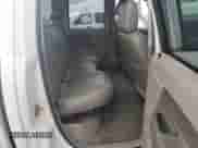2006 Dodge 3500 SLT с VIN 3D7LX38C46G192848, выставлен на аукционе Copart как лот 70917675 с пробегом 258 653 миль миль и Списание • Salvage title. История ставок и продаж доступна на DreamBid. Изображение 10.