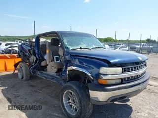 2001 Chevrolet Silverado 1500 LS с VIN 1GCEK19T31E221356, выставлен на аукционе IAAI как лот 42736988 с пробегом Не указан миль и . История ставок и продаж доступна на DreamBid. Изображение 1.