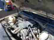 2006 GMC Sierra 1500 SL z VIN 2GTEC13V261282441, wystawiony jako IAAI lot #41799896 z przebiegiem 274 960 mil mil oraz . Historia ofert i sprzedaży dostępna na DreamBid. Obrazek 10.