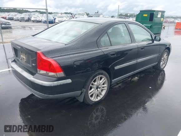 2004 Volvo S60 с VIN YV1RS59V042391619, выставлен на аукционе IAAI как лот 42961213 с пробегом 205 357 миль миль и . История ставок и продаж доступна на DreamBid. Изображение 4.
