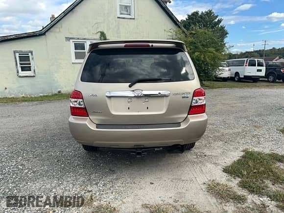 2007 Toyota Highlander w/3rd Row с VIN JTEEW21A870034037, выставлен на аукционе Copart как лот 85937605 с пробегом 118 536 миль миль и Чистый • Clean title. История ставок и продаж доступна на DreamBid. Изображение 14.