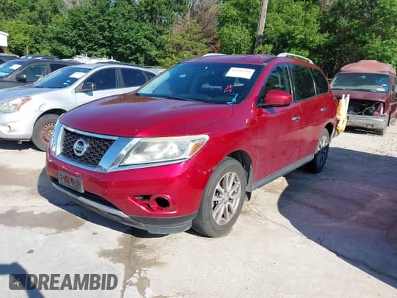 2014 Nissan Pathfinder S z VIN 5N1AR2MN8EC730140, wystawiony jako IAAI lot #42242155 z przebiegiem 167 181 mil mil oraz . Historia ofert i sprzedaży dostępna na DreamBid. Obrazek 2.