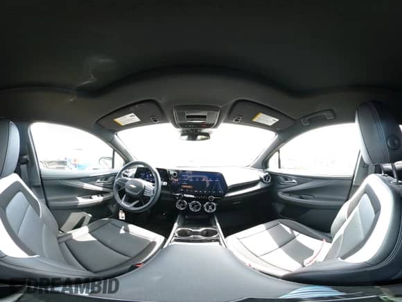 2025 Chevrolet Blazer EV AWD LT z VIN 3GNKDGRJ2SS108141, wystawiony jako IAAI lot #43059584 z przebiegiem 3 436 mil mil oraz . Historia ofert i sprzedaży dostępna na DreamBid. Obrazek 20.