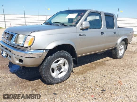 2000 Nissan Frontier XE with VIN 1N6ED27Y7YC380463, listed as a IAAI auction lot 41770834 with 326,169 mi miles and . Bid and sale history available at DreamBid. Image 2.