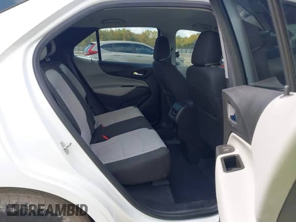 2020 Chevrolet Equinox LS с VIN 3GNAXHEV0LS655170, выставлен на аукционе IAAI как лот 43304728 с пробегом 79 712 миль миль и . История ставок и продаж доступна на DreamBid. Изображение 8.