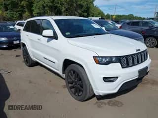 2019 Jeep Grand Cherokee Altitude с VIN 1C4RJFAG4KC526829, выставлен на аукционе IAAI как лот 43219708 с пробегом 79 729 миль миль и . История ставок и продаж доступна на DreamBid. Изображение 1.