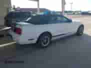 2005 Ford Mustang Deluxe с VIN 1ZVFT84NX55199832, выставлен на аукционе IAAI как лот 43532941 с пробегом 122 476 миль миль и . История ставок и продаж доступна на DreamBid. Изображение 4.