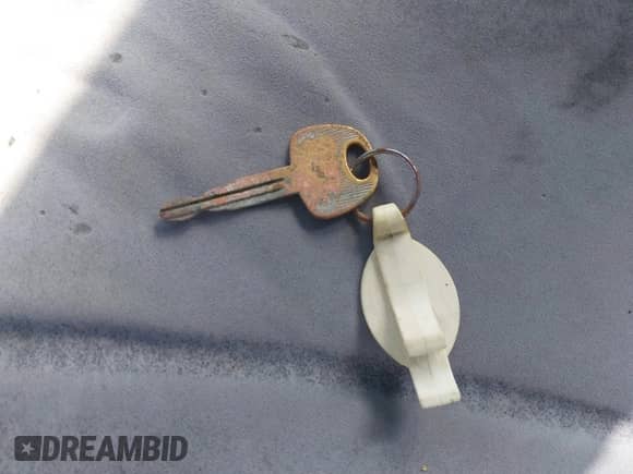 1997 Hyundai Elantra с VIN KMHJW34M1VU075495, выставлен на аукционе IAAI как лот 42430074 с пробегом 207 458 миль миль и . История ставок и продаж доступна на DreamBid. Изображение 11.