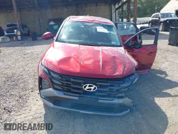 2025 Hyundai Tucson SE with VIN 5NMJACDE7SH466522, listed as a IAAI auction lot 42983380 with 19,880 mi miles and . Bid and sale history available at DreamBid. Image 13.