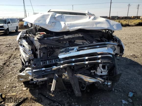 2023 Chevrolet Silverado 1500 LTZ with VIN 1GCUDGE82PZ236474, listed as a Copart auction lot 83958695 with 40,222 mi miles and Salvage title. Bid and sale history available at DreamBid. Image 5.