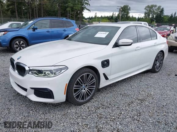 2019 BMW 5 Series 530e с VIN WBAJA9C57KB389401, выставлен на аукционе IAAI как лот 42565098 с пробегом 52 343 миль миль и . История ставок и продаж доступна на DreamBid. Изображение 2.