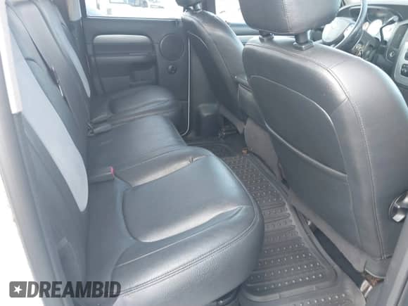 2005 Dodge 1500 SLT with VIN 1D7HU18D15S164735, listed as a IAAI auction lot 43276636 with 111,533 mi miles and . Bid and sale history available at DreamBid. Image 8.