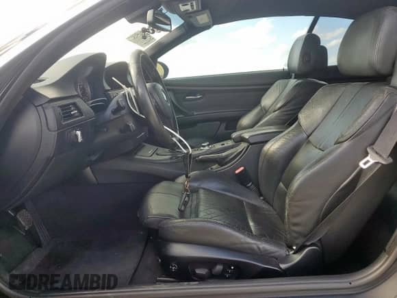 2013 BMW M3 с VIN WBSDX9C5XDE785413, выставлен на аукционе Copart как лот 81717105 с пробегом 116 690 миль миль и Списание • Salvage title. История ставок и продаж доступна на DreamBid. Изображение 7.