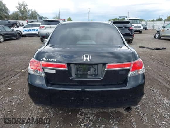 2012 Honda Accord LX z VIN 1HGCP2F35CA013168, wystawiony jako IAAI lot #43198967 z przebiegiem 172 774 mil mil oraz . Historia ofert i sprzedaży dostępna na DreamBid. Obrazek 16.