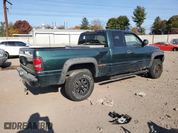 2001 Dodge 1500 z VIN 1B7HF13Z31J268988, wystawiony jako Copart lot #76898534 z przebiegiem 282 915 mil mil oraz Szkoda całkowita • Salvage title. Historia ofert i sprzedaży dostępna na DreamBid. Obrazek 3.