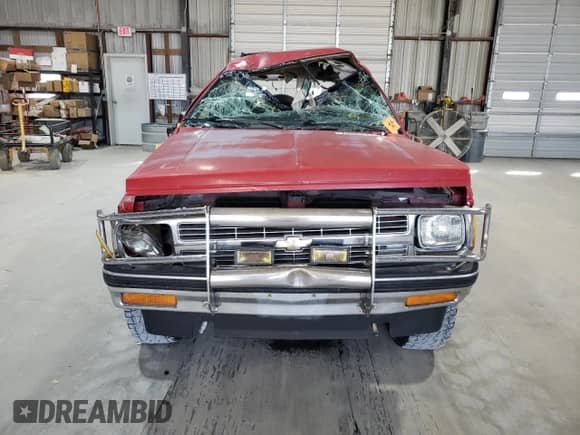 1992 Chevrolet Blazer z VIN 1GNCT18Z6N0130621, wystawiony jako Copart lot #76988724 z przebiegiem 171 202 mil mil oraz Szkoda całkowita • Salvage title. Historia ofert i sprzedaży dostępna na DreamBid. Obrazek 5.