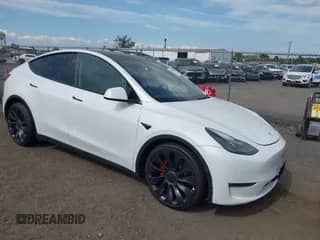 2022 Tesla Model Y Performance with VIN 7SAYGDEF8NF537309, listed as a IAAI auction lot 43216591 with 17,577 mi miles and . Bid and sale history available at DreamBid. Image 1.