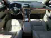 2009 Saturn Aura XR с VIN 1G8ZV57B29F224744, выставлен на аукционе Copart как лот 71854465 с пробегом 113 203 миль миль и Списание • Salvage title. История ставок и продаж доступна на DreamBid. Изображение 8.