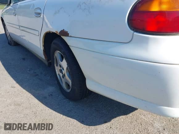 2005 Chevrolet Malibu Classic с VIN 1G1ND52F45M228018, выставлен на аукционе IAAI как лот 42626852 с пробегом Не указан миль и . История ставок и продаж доступна на DreamBid. Изображение 6.