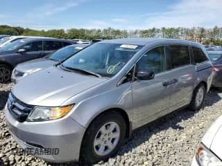 2016 Honda Odyssey LX с VIN 5FNRL5H2XGB006417, выставлен на аукционе Copart как лот 71828235 с пробегом 175 572 миль миль и Чистый • Clean title. История ставок и продаж доступна на DreamBid. Изображение 1.