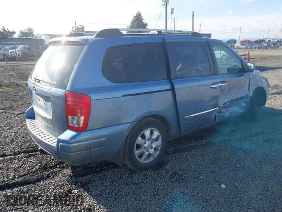 2007 Hyundai Entourage GLS с VIN KNDMC233676024398, выставлен на аукционе IAAI как лот 40672799 с пробегом 104 242 миль миль и . История ставок и продаж доступна на DreamBid. Изображение 4.