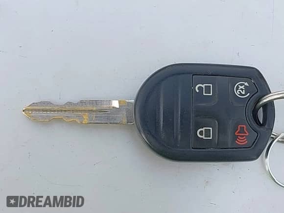 2013 Ford F-150 XL with VIN 1FTFX1ET9DKE01636, listed as a IAAI auction lot 43157322 with 152,892 mi miles and . Bid and sale history available at DreamBid. Image 11.