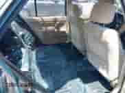 1991 Honda Accord EX z VIN JHMCB7560MC063583, wystawiony jako IAAI lot #42563870 z przebiegiem 226 798 mil mil oraz . Historia ofert i sprzedaży dostępna na DreamBid. Obrazek 8.