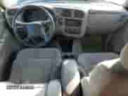 2000 Chevrolet Blazer LS с VIN 1GNCT18W8YK234090, выставлен на аукционе Copart как лот 43063565 с пробегом 96 942 миль миль и Чистый • Clean title. История ставок и продаж доступна на DreamBid. Изображение 8.