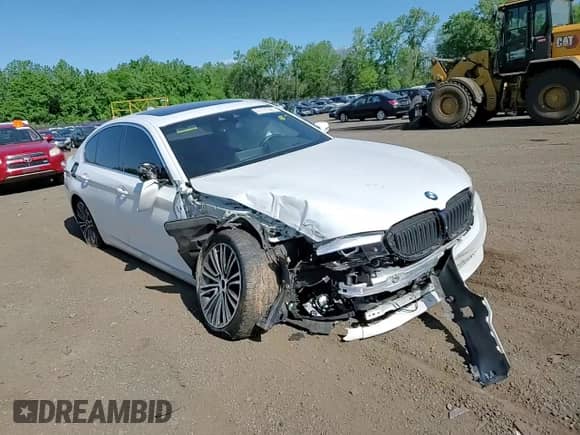 2019 BMW 5 Series 530i xDrive z VIN WBAJA7C5XKWC77790, wystawiony jako Copart lot #61761925 z przebiegiem 75 583 mil mil oraz Szkoda całkowita • Salvage title. Historia ofert i sprzedaży dostępna na DreamBid. Obrazek 14.