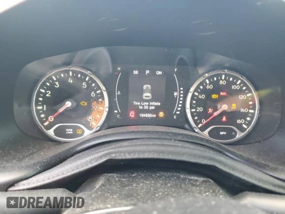 2017 Jeep Renegade Latitude с VIN ZACCJABB3HPG14464, выставлен на аукционе Copart как лот 70368385 с пробегом 104 830 миль миль и Чистый • Clean title. История ставок и продаж доступна на DreamBid. Изображение 9.