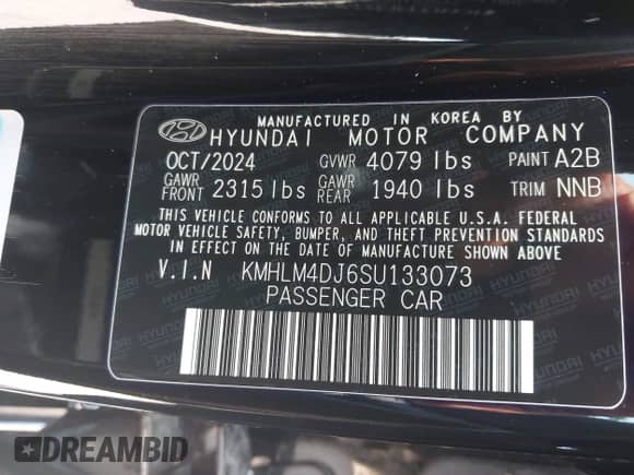 2025 Hyundai Elantra Blue with VIN KMHLM4DJ6SU133073, listed as a IAAI auction lot 42933976 with 6,503 mi miles and . Bid and sale history available at DreamBid. Image 9.