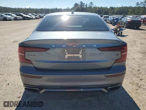 2021 Volvo S60 Momentum z VIN 7JR102TZ3MG107892, wystawiony jako Copart lot #80767914 z przebiegiem 113 297 mil mil oraz Szkoda całkowita • Salvage title. Historia ofert i sprzedaży dostępna na DreamBid. Obrazek 6.