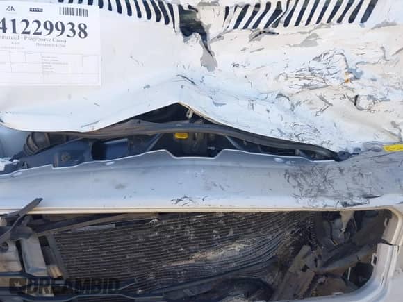 2020 Ram ProMaster Cargo z VIN 3C6TRVBG8LE127219, wystawiony jako IAAI lot #41229938 z przebiegiem Nie podano mil oraz . Historia ofert i sprzedaży dostępna na DreamBid. Obrazek 10.