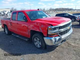 2017 Chevrolet Silverado 1500 LT с VIN 1GCVKREC3HZ120308, выставлен на аукционе IAAI как лот 41974756 с пробегом 82 582 миль миль и . История ставок и продаж доступна на DreamBid. Изображение 1.