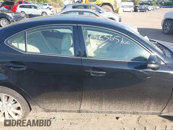 2009 Lexus IS 250 z VIN JTHCK262892030374, wystawiony jako IAAI lot #43236560 z przebiegiem 192 147 mil mil oraz . Historia ofert i sprzedaży dostępna na DreamBid. Obrazek 13.