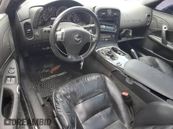 2010 Chevrolet Corvette 2LT with VIN 1G1YF2DW0A5101953, listed as a Copart auction lot 52018495 with 75,072 mi miles and Salvage title. Bid and sale history available at DreamBid. Image 8.