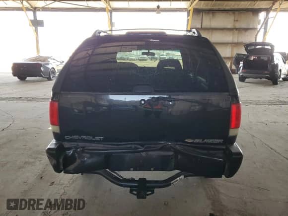 1995 Chevrolet Blazer LS с VIN 1GNCS18W4S2131016, выставлен на аукционе Copart как лот 56599875 с пробегом 151 150 миль миль и Списание • Salvage title. История ставок и продаж доступна на DreamBid. Изображение 6.