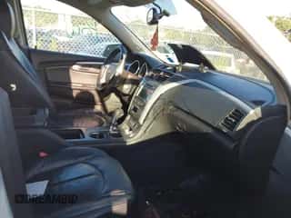 2009 Chevrolet Traverse 1LT with VIN 1GNEV23D39S172095, listed as a IAAI auction lot 43145959 with Not provided miles and . Bid and sale history available at DreamBid. Image 5.
