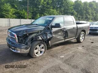2017 Ram 1500 Big Horn z VIN 1C6RR7LM5HS880267, wystawiony jako Copart lot #63689515 z przebiegiem 95 830 mil mil oraz Szkoda całkowita • Salvage title. Historia ofert i sprzedaży dostępna na DreamBid. Obrazek 1.