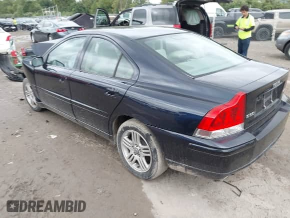 2007 Volvo S60 2.5L Turbo с VIN YV1RS592672623537, выставлен на аукционе IAAI как лот 43030559 с пробегом 171 530 миль миль и . История ставок и продаж доступна на DreamBid. Изображение 3.